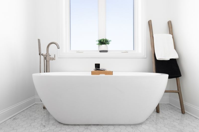 Modern Minimalist Bathtub